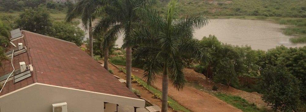 הובלי Cotton County Club And Resort מראה חיצוני תמונה