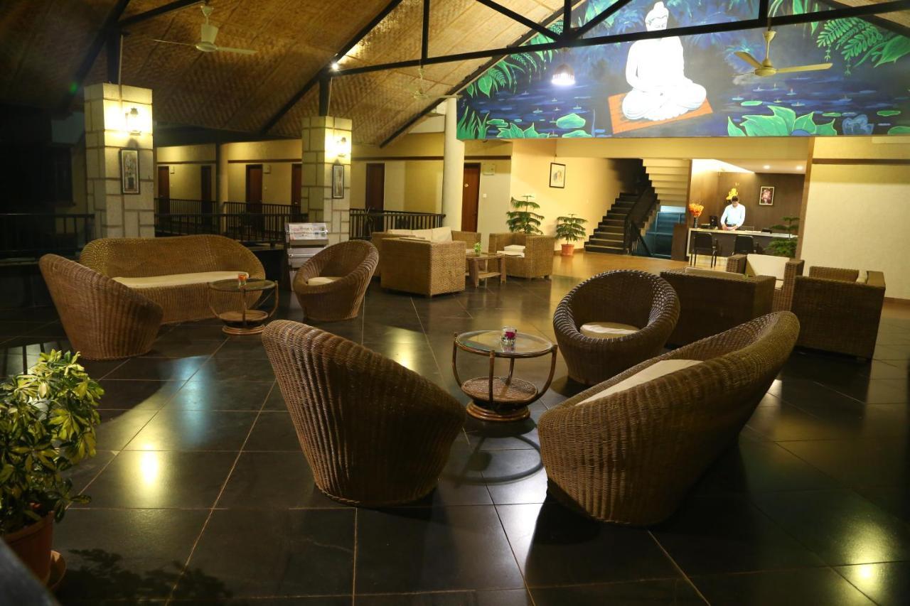 הובלי Cotton County Club And Resort מראה חיצוני תמונה